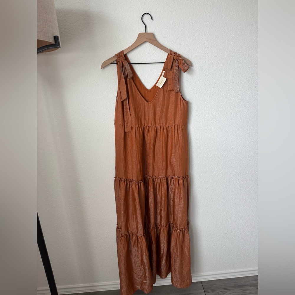 Anthropologie Maeve Soraya
Shimmer Tiered Maxi Dress - Small